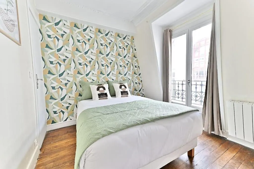 Appartement Cosy Face De Paris Montparnasse Apartment